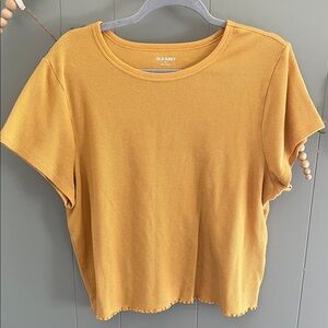 Old Navy Mustard Short Sleeve Tee